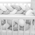 New Baby Ochranný mantinel do postieľky vrkoč  Hviezdičky sivo-biely 