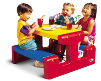 Little Tikes Piknikový stolček Junior 