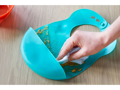 Tommee Tippee Plastový podbradník rolovací.